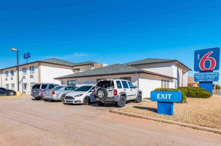 More Photos Of 520 W Desmond St, Winslow Hotel For Sale