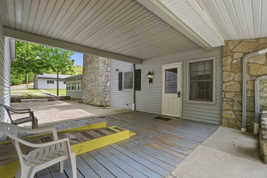 More Photos Of 2996 Millville Shandon Rd, Hamilton Specialty For Sale