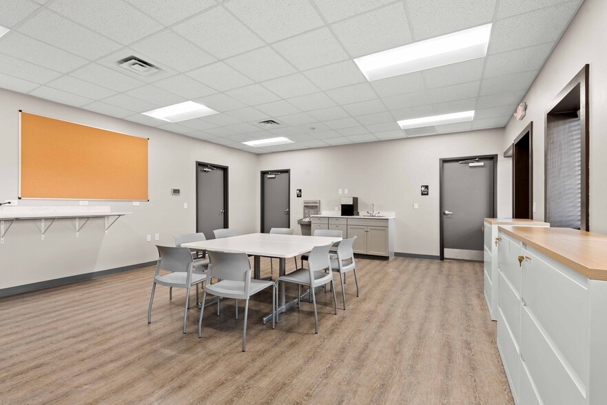 More Photos Of 334 Antelope Dr, La Grande Distribution For Sale