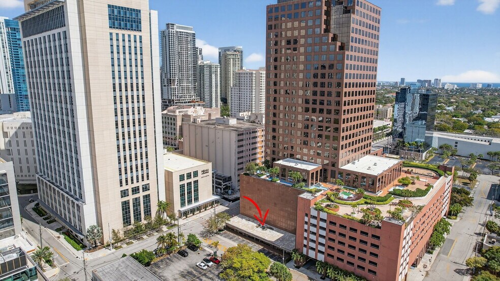 More Photos Of 100 SE 6th St, Fort Lauderdale Office For Lease
