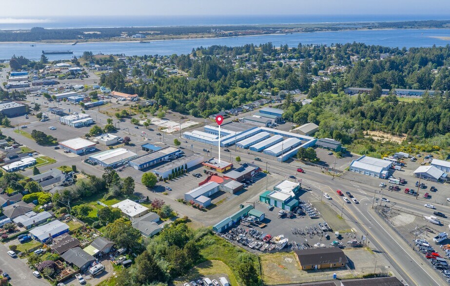 More Photos Of 1175 Newmark Ave, Coos Bay Restaurant For Sale