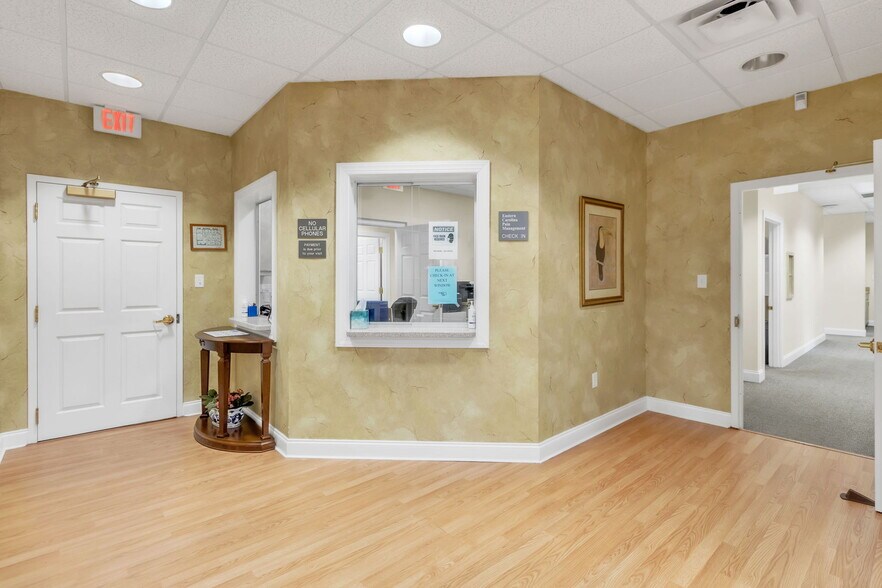 More Photos Of 2035 Valleygate Dr, Fayetteville Medical For Sale