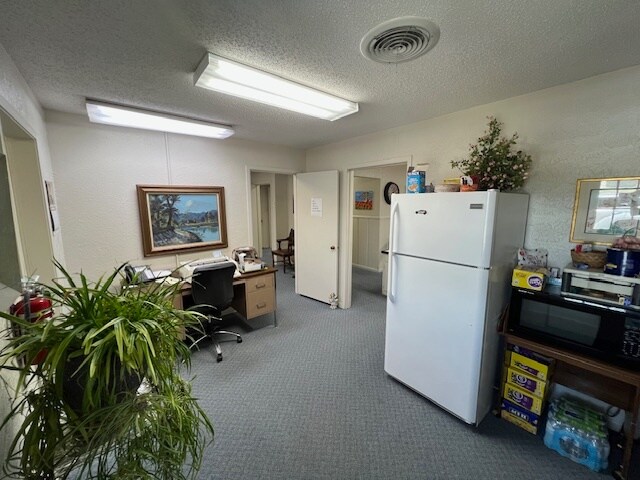 More Photos Of 907 S Main St, Copperas Cove Office For Sale