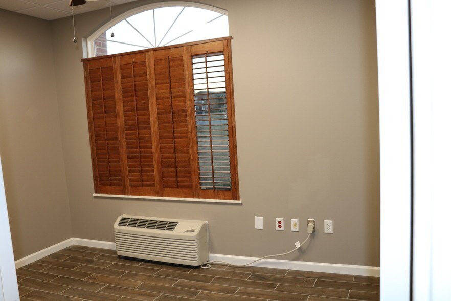More Photos Of 3900 Joe Ramsey Blvd E, Greenville Medical For Lease