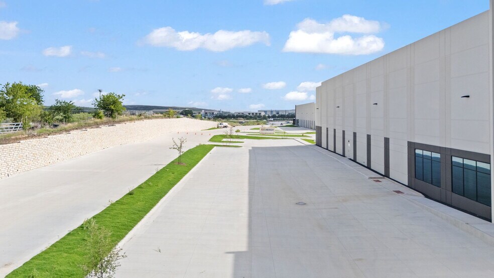 More Photos Of 3607 FM 1327 Rd, Creedmoor Unknown For Lease