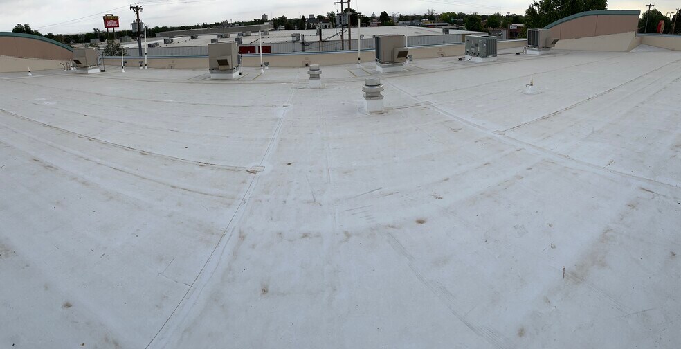 More Photos Of 1100 S Main St, Roswell Restaurant For Sale