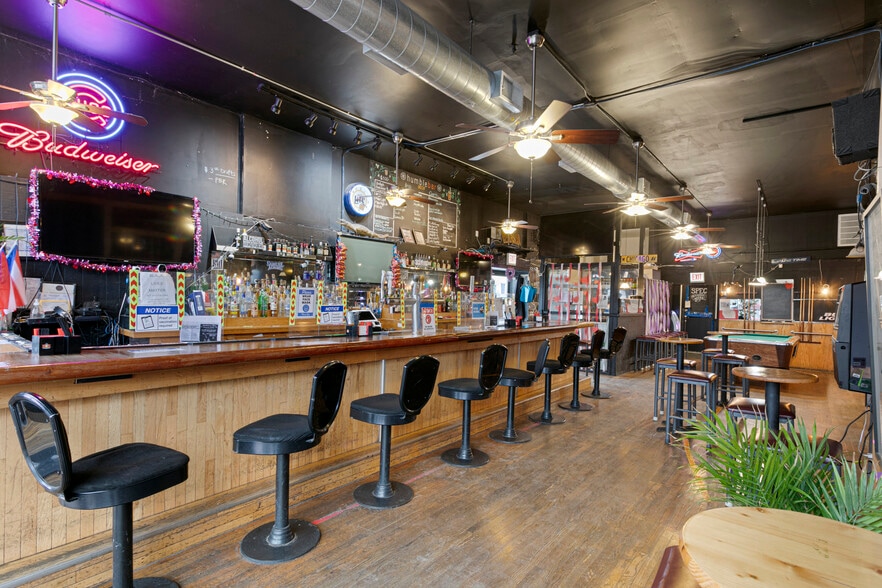 More Photos Of 3018-3022 W North Ave, Chicago Apartments For Sale