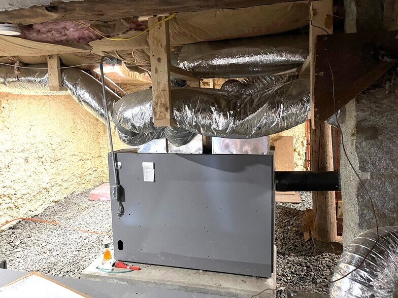 More Photos Of 19 Mason Corner Rd, Saint Albans Multifamily For Sale