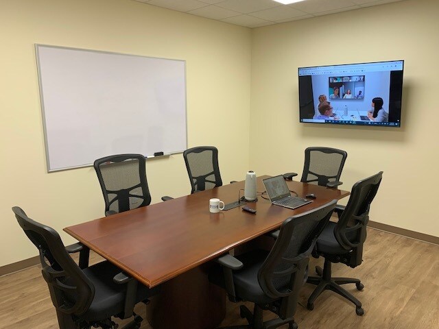 More Photos Of 4421-4439 Carnes St, Acworth Office For Sale