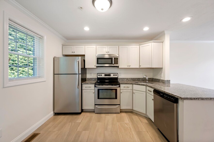More Photos Of 1148 Bedford St, Abington Multifamily For Sale