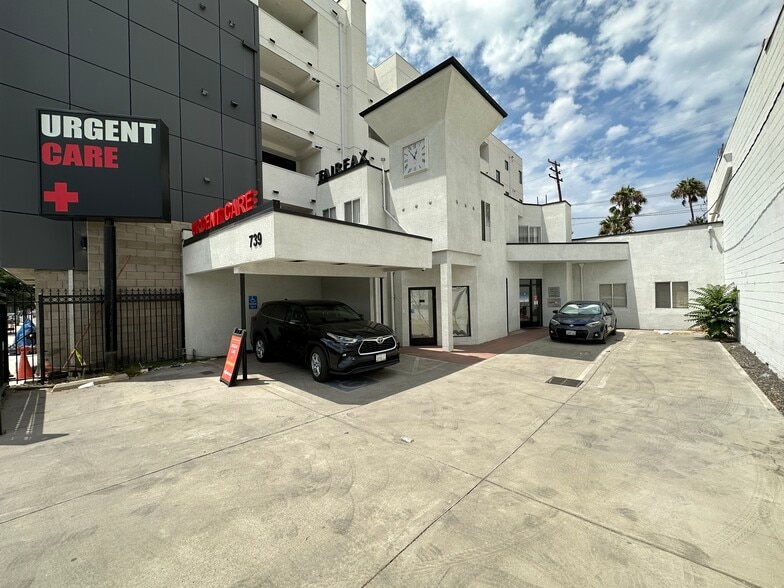 More Photos Of 739-741 N Fairfax Ave, Los Angeles Medical For Lease