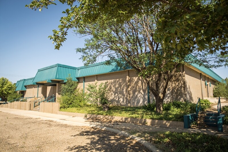 More Photos Of 9712 8th Dr, Lubbock Office For Lease