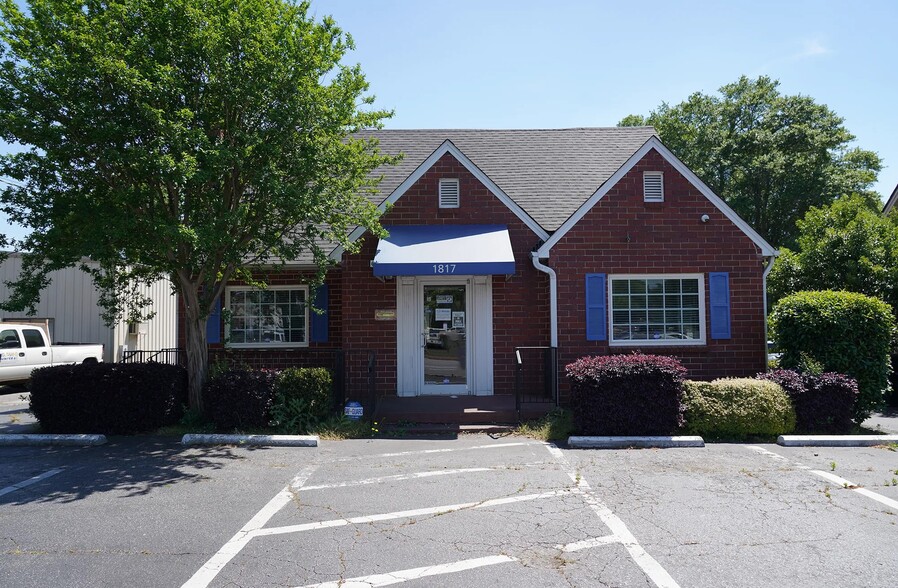 Primary Photo Of 1817 N Boulevard, Anderson Office For Sale