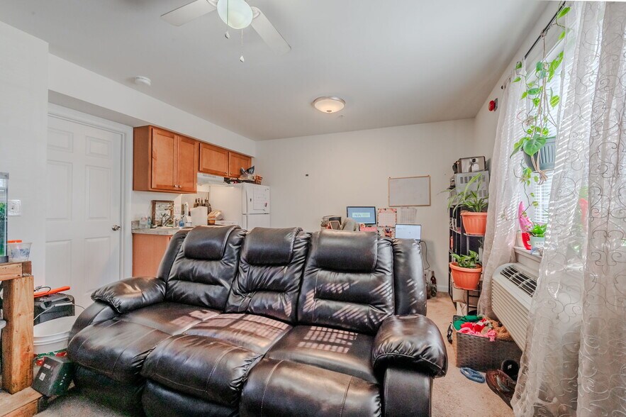 More Photos Of 28420 Delaware Ave, Millsboro Apartments For Sale