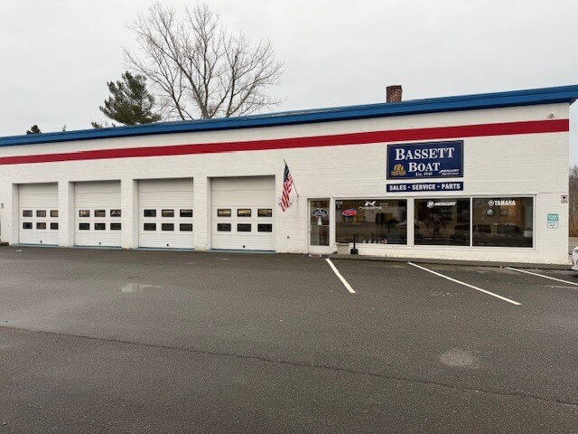 Primary Photo Of 177 Boston Post Rd, Westbrook General Retail For Sale
