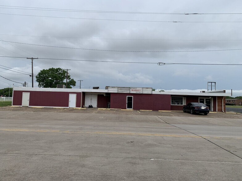 More Photos Of 1031 9th St N, Texas City Storefront For Sale