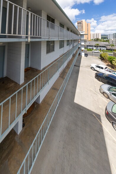 More Photos Of 2989 Ala Ilima St, Honolulu Apartments For Sale