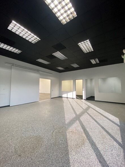 More Photos Of 701-833 W Anaheim St, Long Beach Unknown For Lease