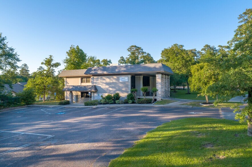 More Photos Of 704 Longmire Rd, Conroe Medical For Sale