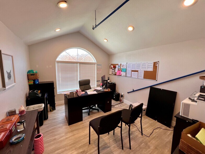 More Photos Of 45962-45968 Warm Springs Blvd, Fremont Storefront Retail Office For Sale