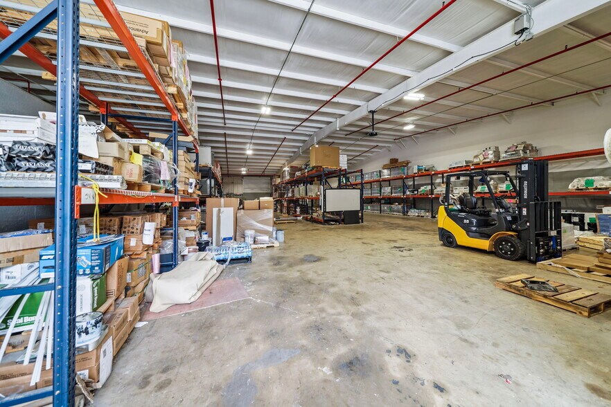 More Photos Of 12114 S Pipeline Rd, Euless Industrial For Lease