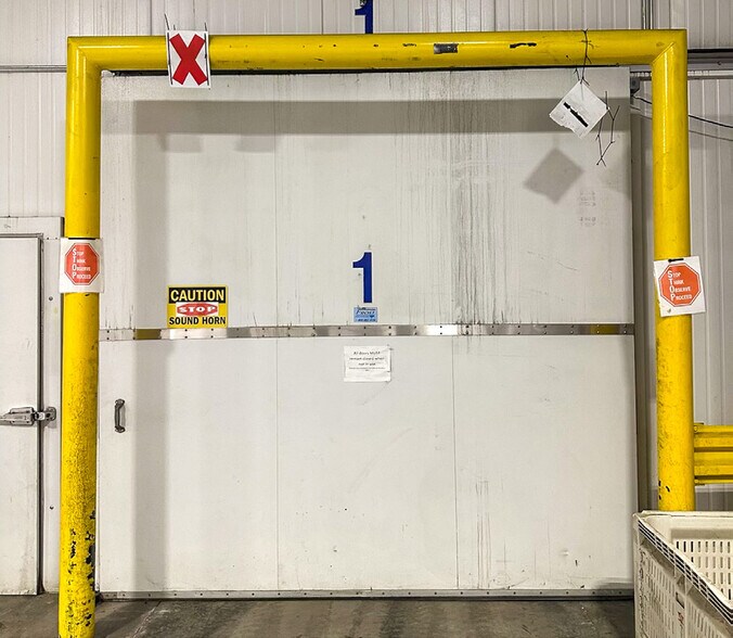 More Photos Of 2121 Browning Rd, Delano Refrigeration Cold Storage For Sale