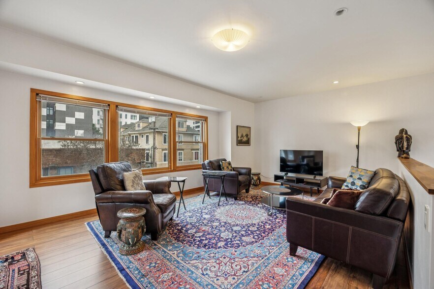 More Photos Of 356 24th St, Oakland Freestanding For Sale