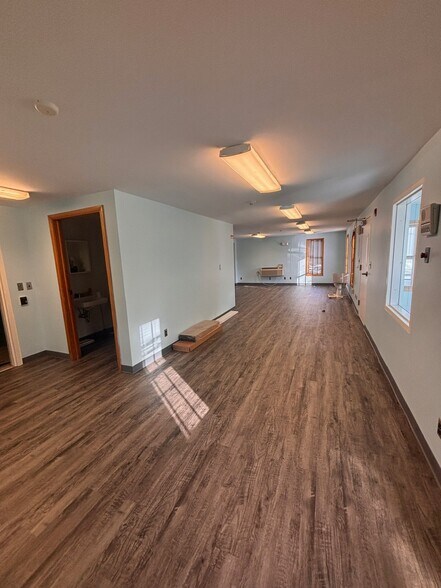 More Photos Of 6263 Taft Rd, Syracuse Warehouse For Lease