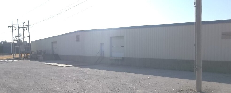 More Photos Of 1250 Tank Street, Neodesha Industrial For Sale