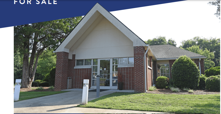 Primary Photo Of 202 N Main St, Mount Gilead Healthcare For Sale