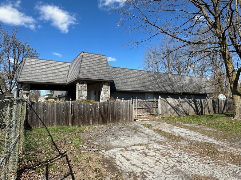 More Photos Of 11 Murray Street, Glens Falls Medical For Sale