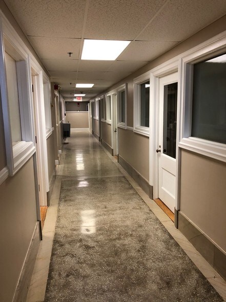 More Photos Of 934 3rd St, Alexandria Office Residential For Sale