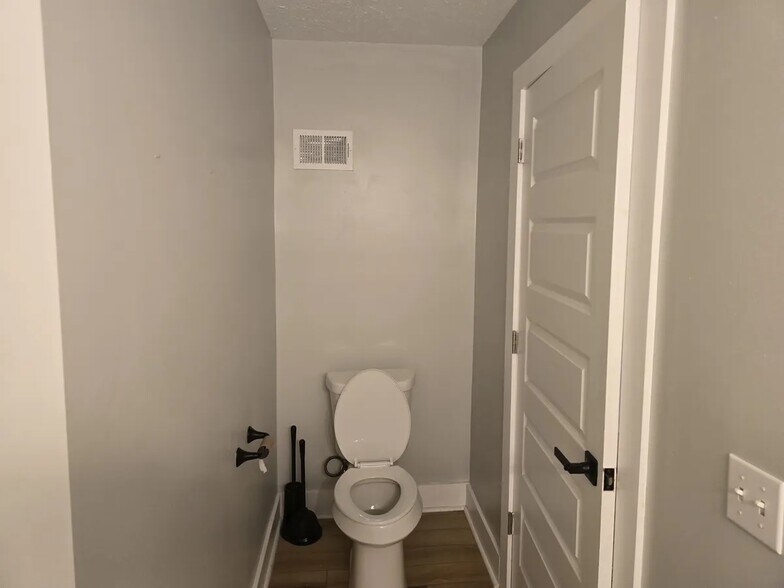 More Photos Of 1117-1119 Spring Garden Ave, Pittsburgh Apartments For Sale