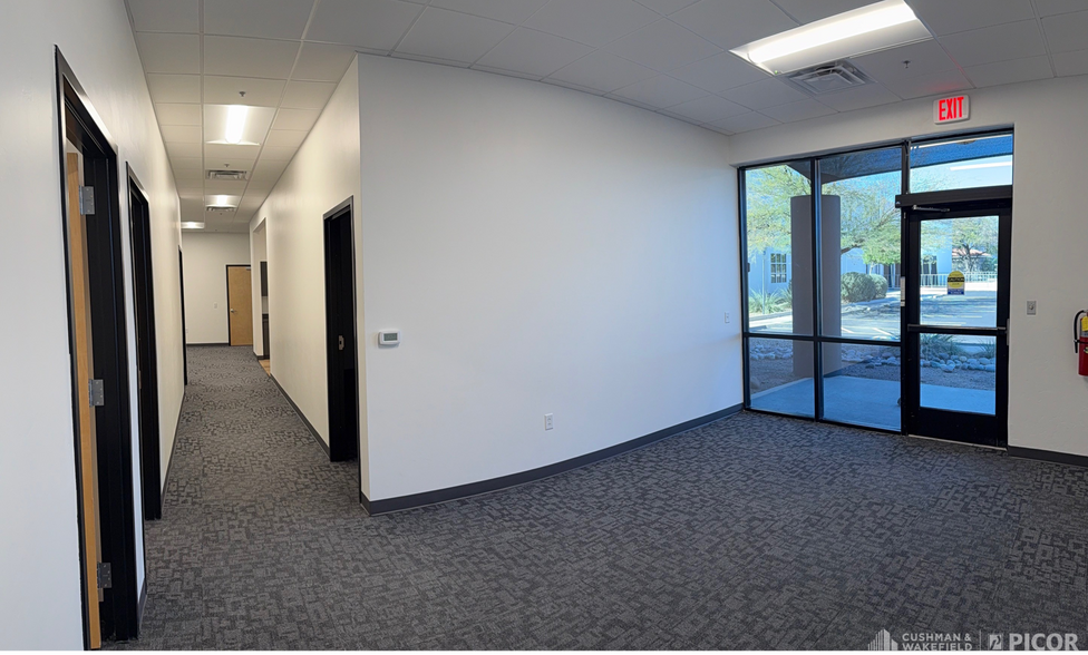 More Photos Of 2701-2731 E Elvira Rd, Tucson Research And Development For Lease