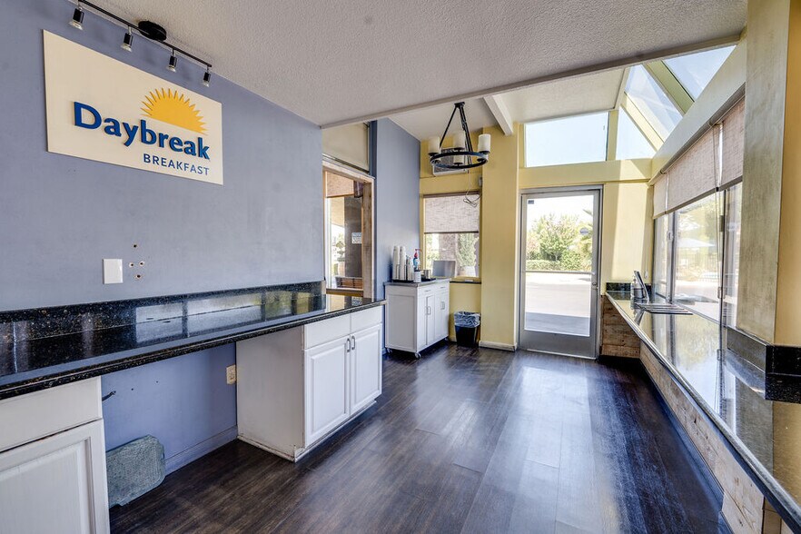 More Photos Of 710 S Cherokee Ln, Lodi Hospitality For Sale