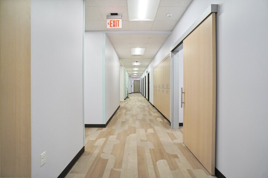 More Photos Of 6825 Manhattan Blvd, Fort Worth Medical For Sale
