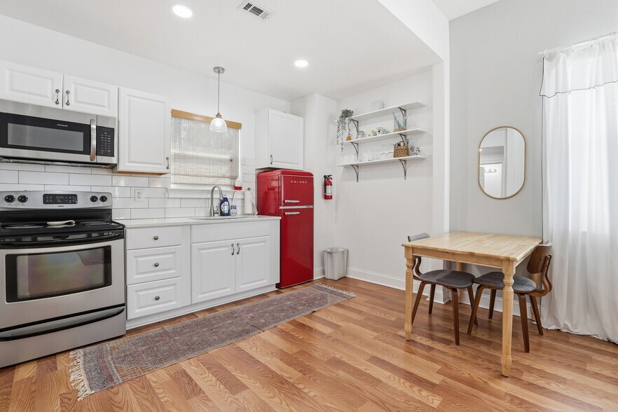 More Photos Of 521 W 37th St, Savannah Multifamily For Sale