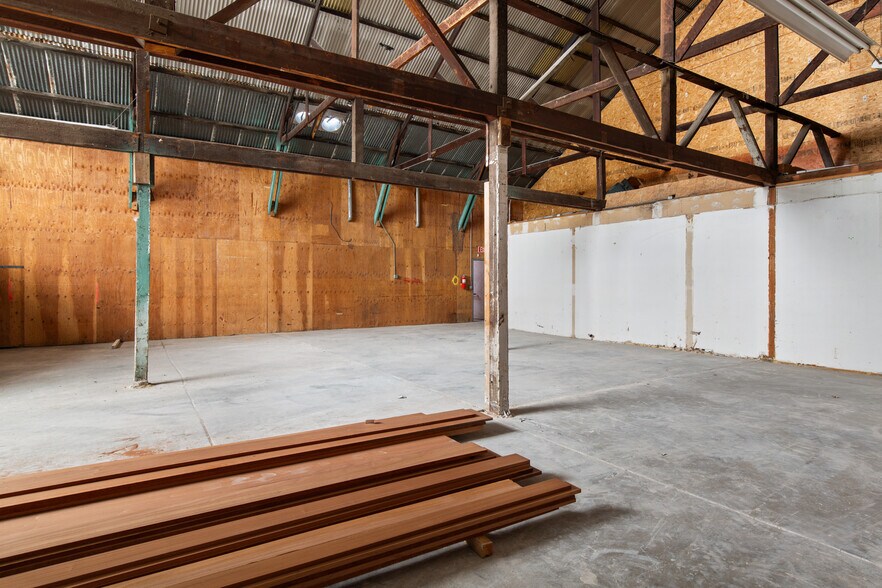 More Photos Of 2534 Magnolia St, Oakland Manufacturing For Sale