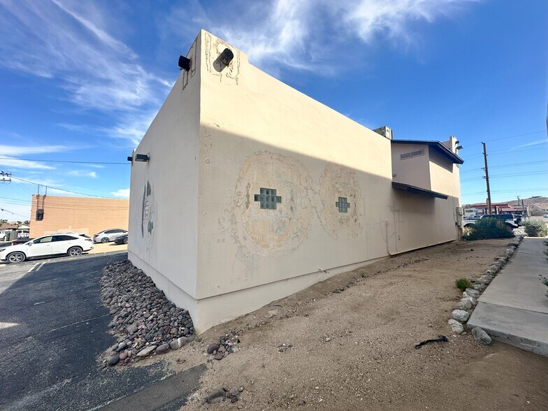 More Photos Of 57374 29 Palms Hwy, Yucca Valley Medical For Sale