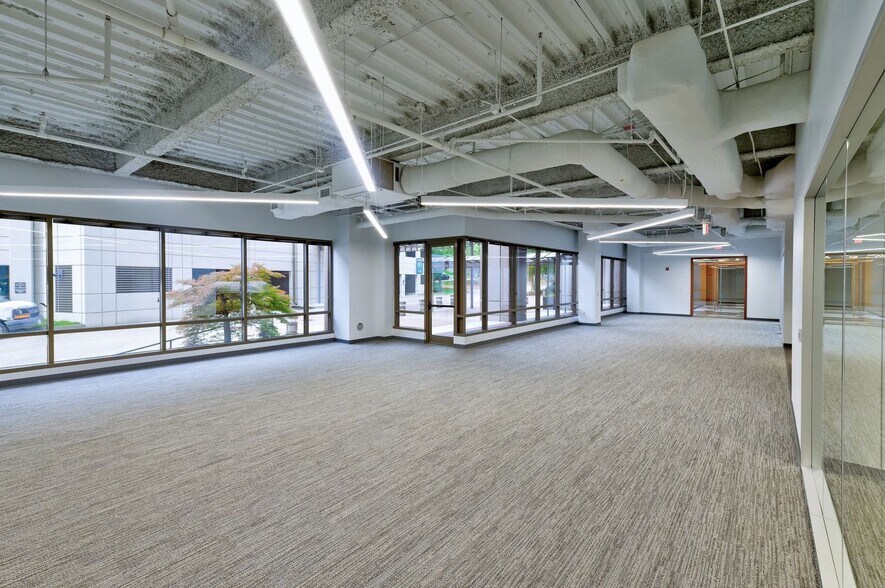 More Photos Of 8537 Six Forks Rd, Raleigh Office For Lease