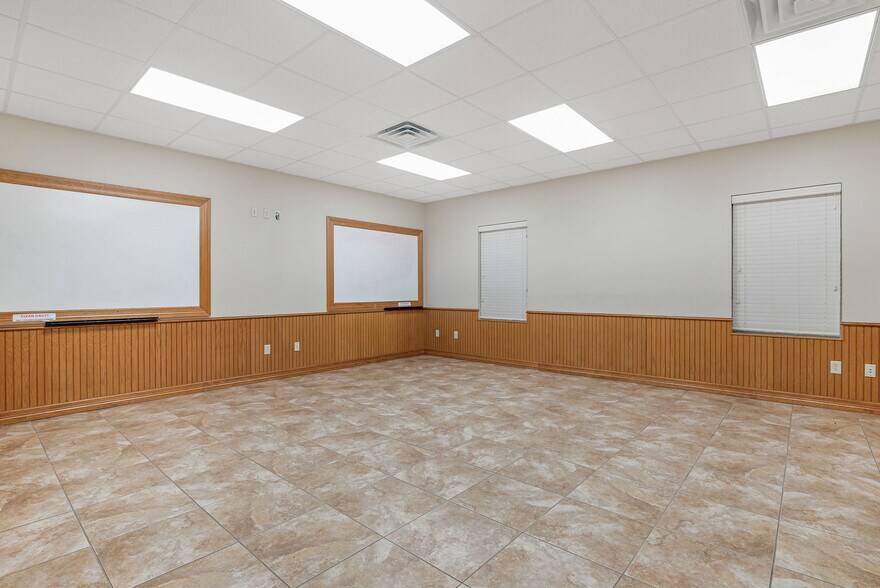 More Photos Of 2753 SH 322 Hwy, Longview Office Residential For Sale