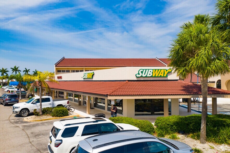 Primary Photo Of 5901 Sun Blvd, Saint Petersburg Storefront For Lease