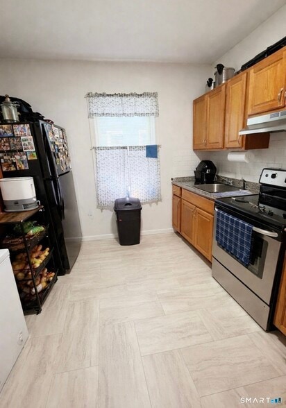 More Photos Of 40-42 Webster St, Hartford Apartments For Sale