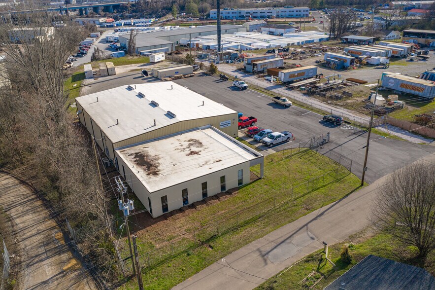 More Photos Of 2514 Fillmore Ave, Knoxville Light Distribution For Lease