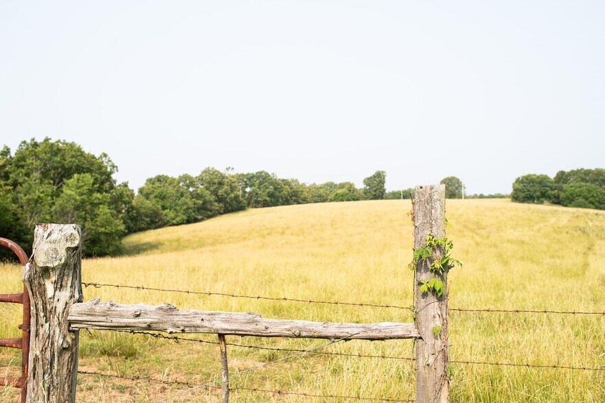 More Photos Of 17551 Longview Rd, Elk Creek Land For Sale