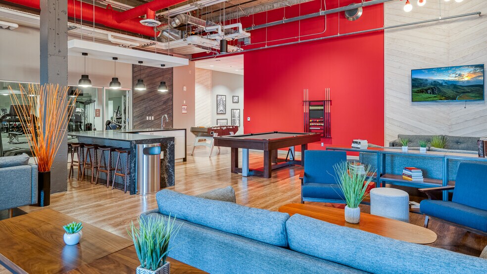 More Photos Of 233 Kennedy St, Winnipeg Apartments For Lease