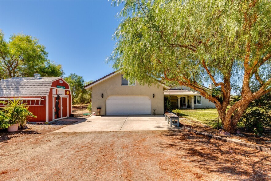 More Photos Of 5055 Rancho La Loma Linda Dr, Paso Robles Specialty For Sale