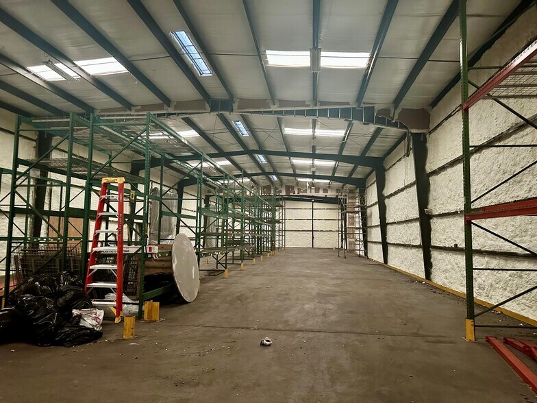 More Photos Of 6134 Taylor Rd, Naples Warehouse For Sale