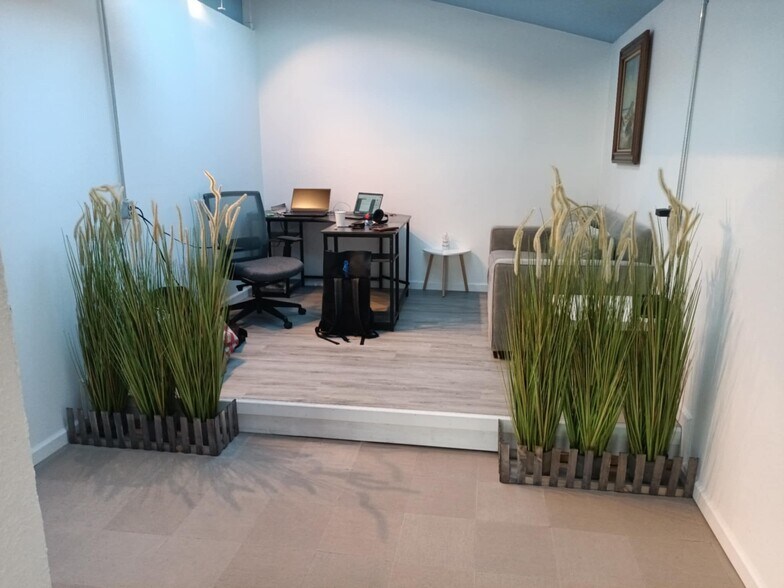 More Photos Of 196 Bay Ave, Highlands General Retail For Sale