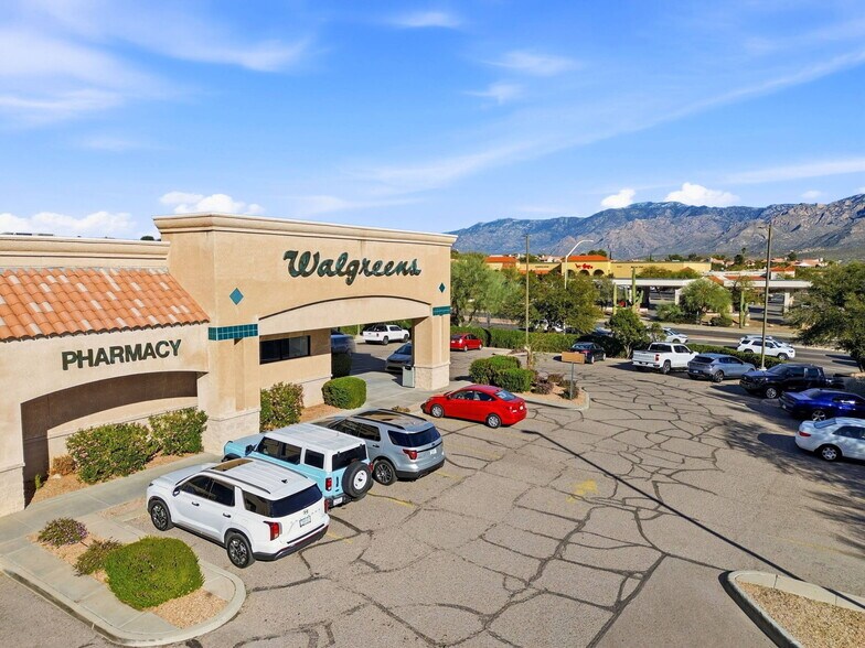 More Photos Of 10405 N La Canada Dr, Tucson Drugstore For Sale